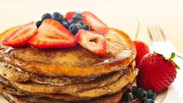 Free daily buffet breakfast