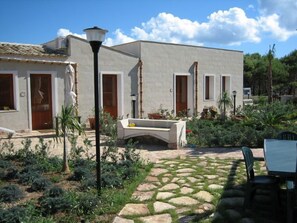 บริเวณภายนอก