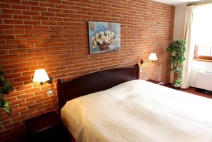 Minibar, in-room safe, desk, blackout curtains