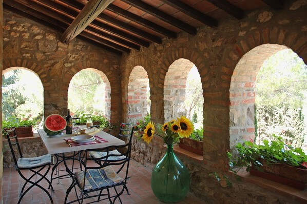 Appartement Supérieur, 3 chambres, balcon, côté jardin | Terrasse/Patio