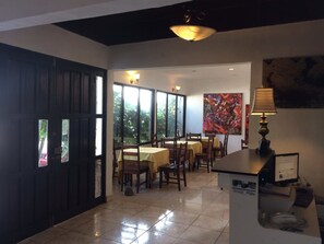 Food court - Hotel Ideas de Mama (Managua)