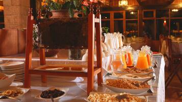 Free daily full breakfast