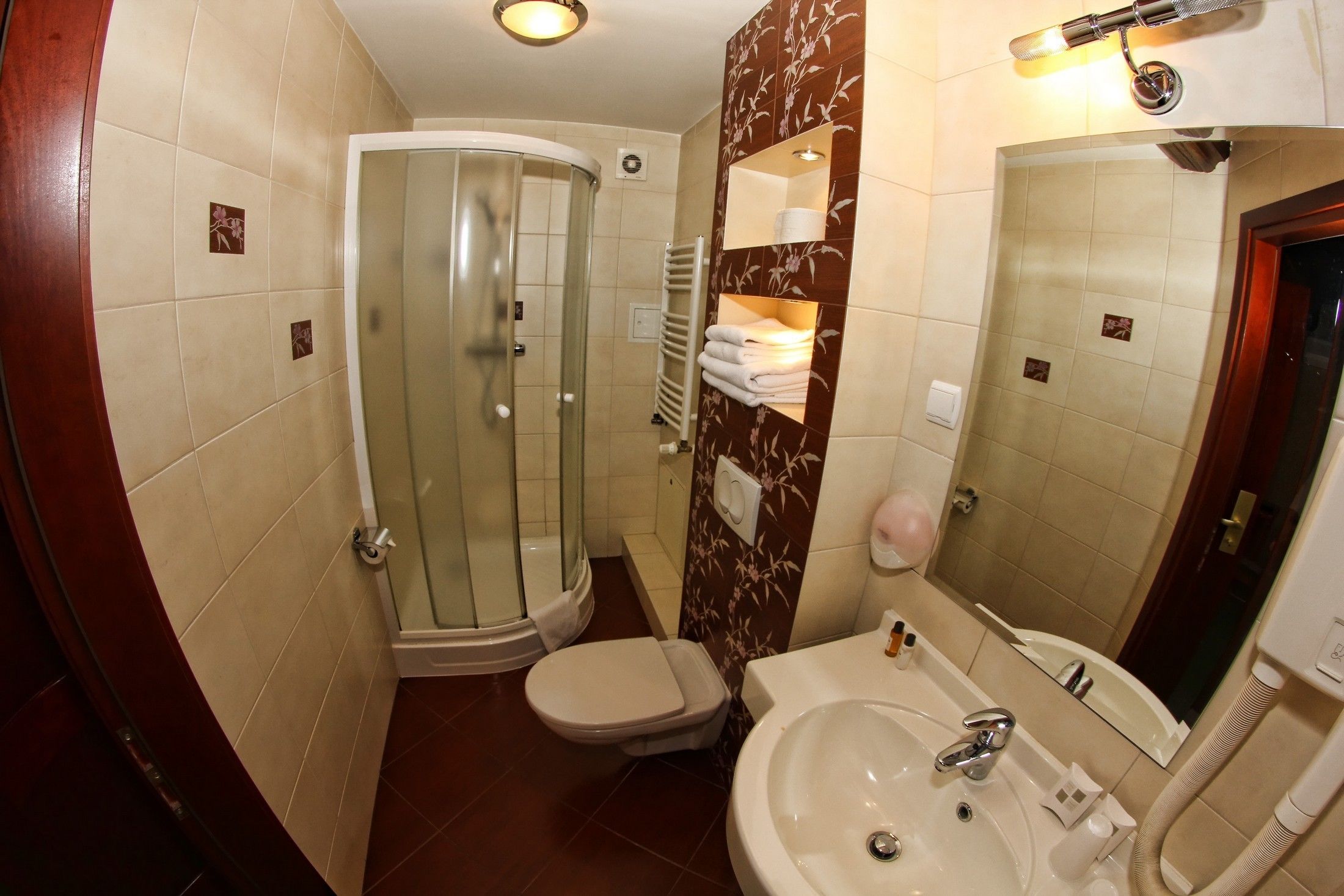 double room | bathroom | free toiletries, hair dryer, towels