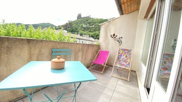 Phòng 3 Premium | Hiên