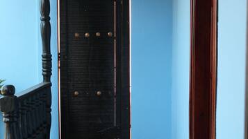 Entrada al alojamiento