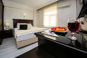 Habitación doble | Minibar, escritorio, wifi gratis