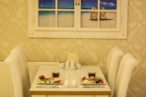 Free daily buffet breakfast - Hotel Sahiner (Nigde)