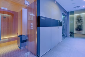 Espace de soins pour les couples, sauna, bain à remous, hammam