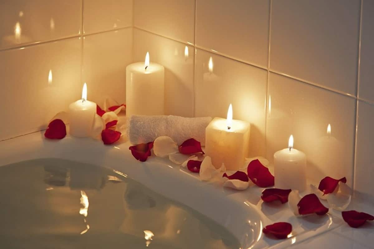 combined shower/bathtub, deep-soaking bathtub, designer toiletries