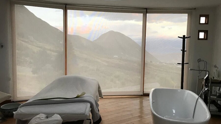 Hotel El Crater
