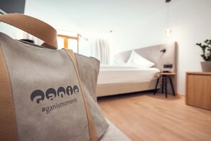 Junior Suite, Balcony, Mountain View