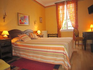 Superior-Doppelzimmer | Zimmersafe, Schreibtisch, kostenloses WLAN