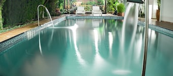 Las Rosas Hotel Boutique