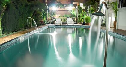 Las Rosas Hotel Boutique