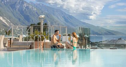 Hotel Kristal Palace - Tonelli Hotels - Adult Friendly