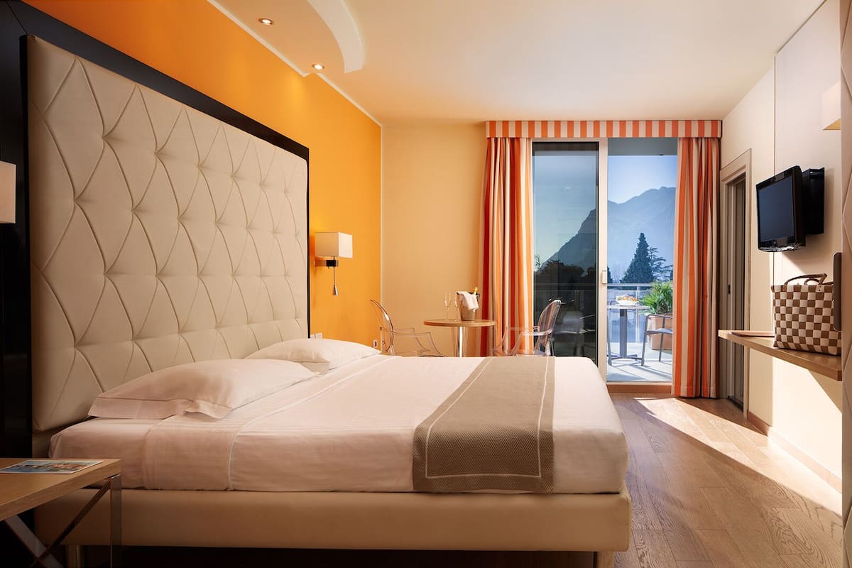 1 chambre, minibar, coffres-forts dans les chambres