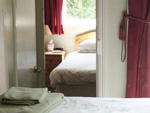 Iron/ironing board, free WiFi