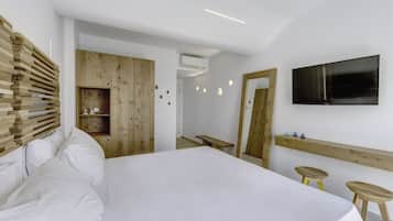 Habitación Deluxe con 1 cama matrimonial o 2 individuales | Caja de seguridad en la habitación, wifi gratis y ropa de cama