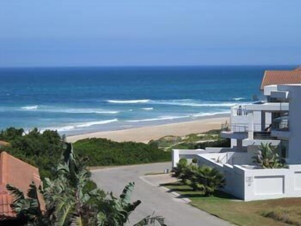 Beach nearby, beach towels