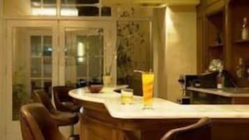 Bar (en la propiedad)