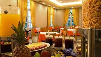 Daily buffet breakfast (EUR 6 per person)