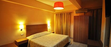 In-room safe, free cots/infant beds, free WiFi, bed sheets