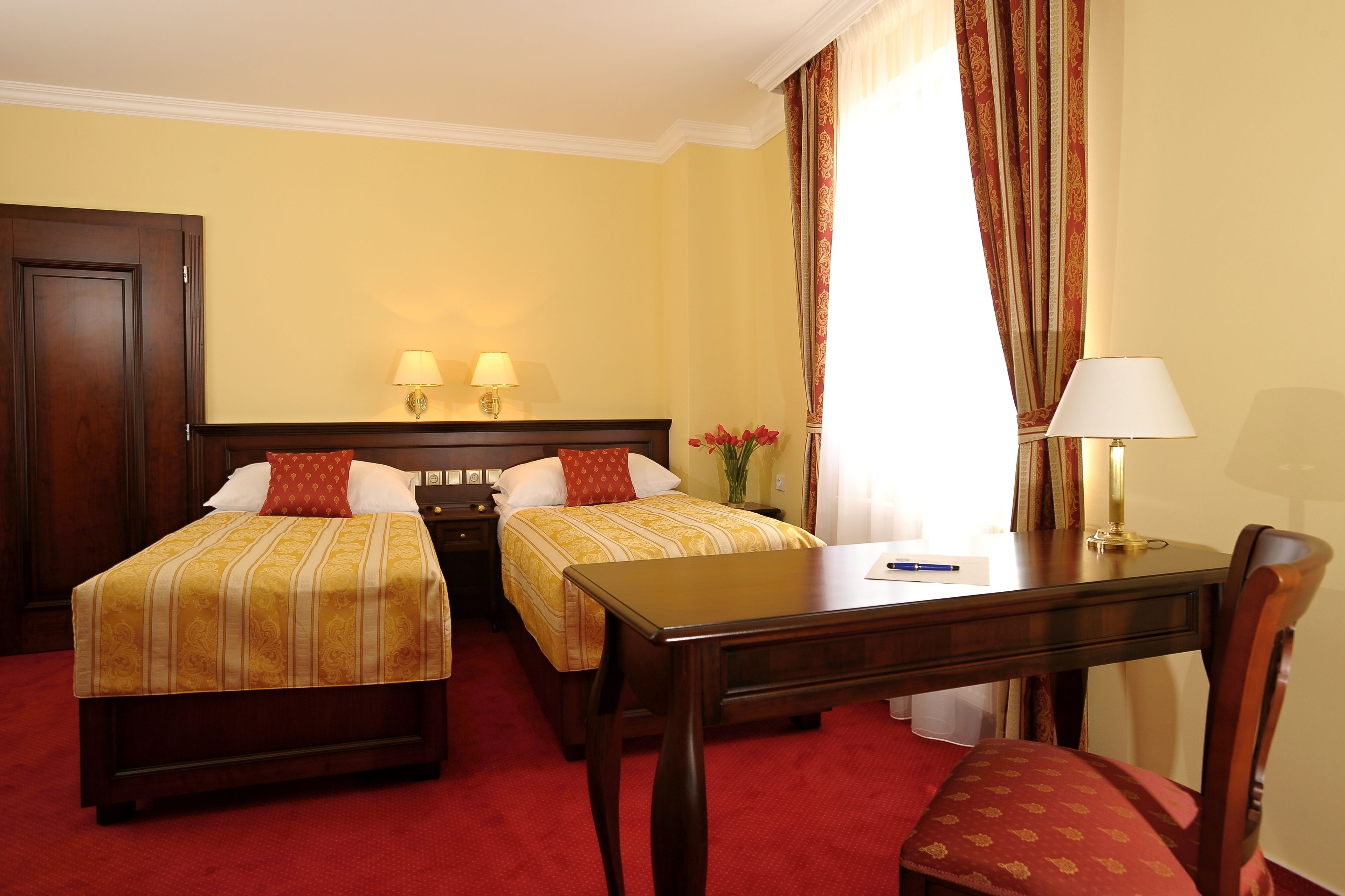 1 bedroom, minibar, in-room safe, desk