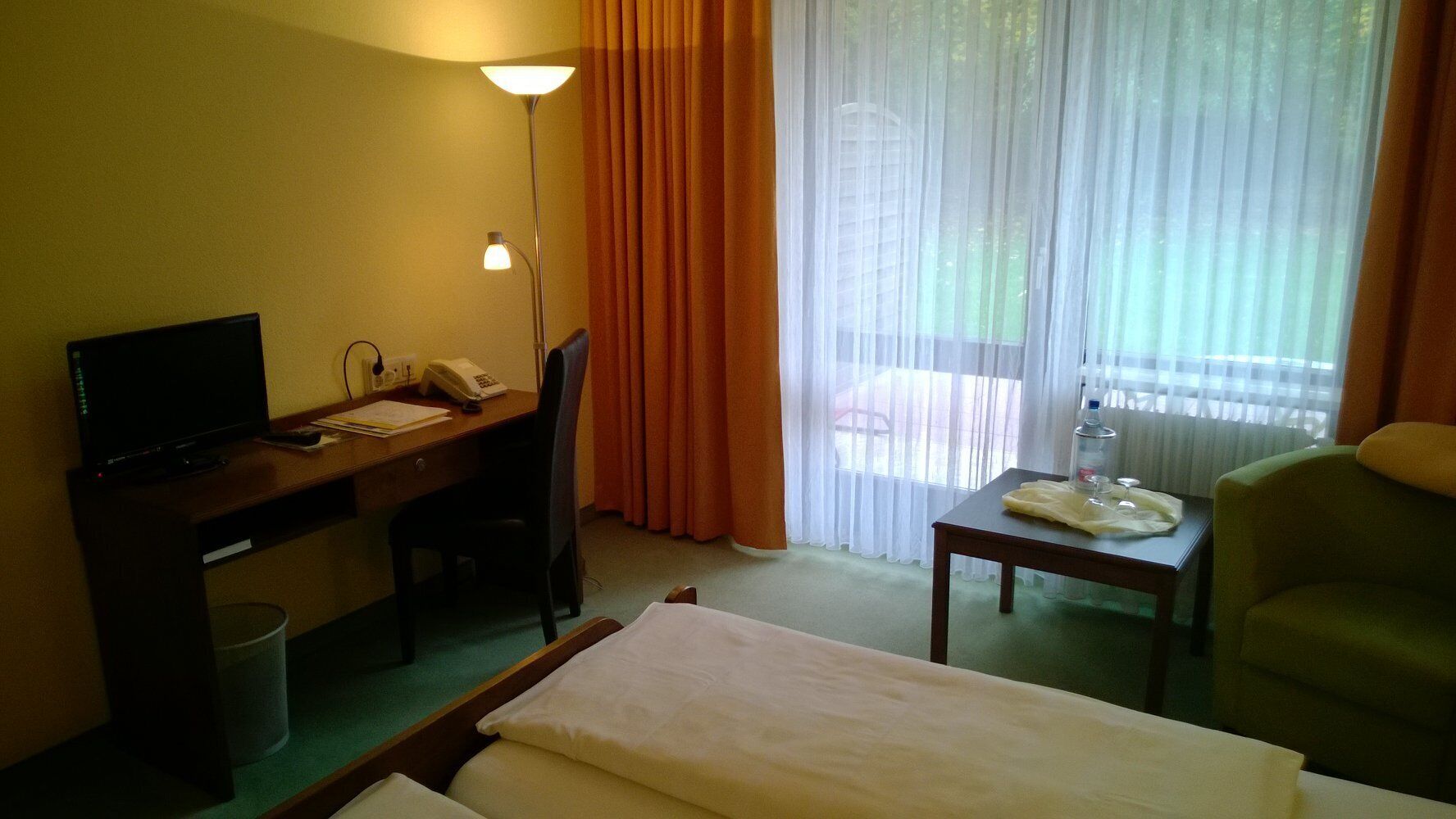 double room | in-room safe, desk, laptop workspace, iron/ironing board