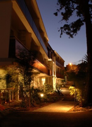 Exterior - Hotel Plage Saint Jean (La Ciotat)