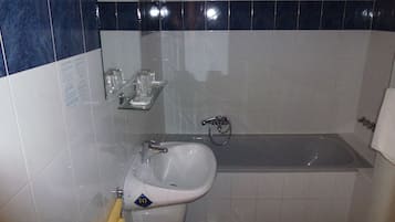 Free toiletries, hair dryer