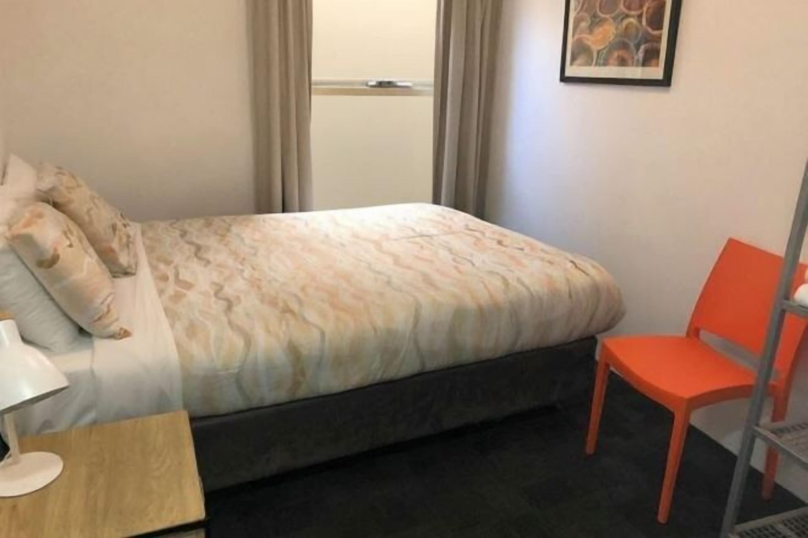 Màn/rèm cản sáng, truy cập Internet không dây miễn phí, bộ trải giường 