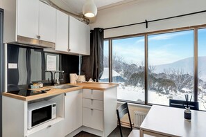 Apartment | Desk, free WiFi, bed sheets - Snowy Gums (Smiggin Holes)