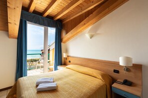 In-room safe, desk, free WiFi, wheelchair access - Hotel Kennedy (Jesolo)