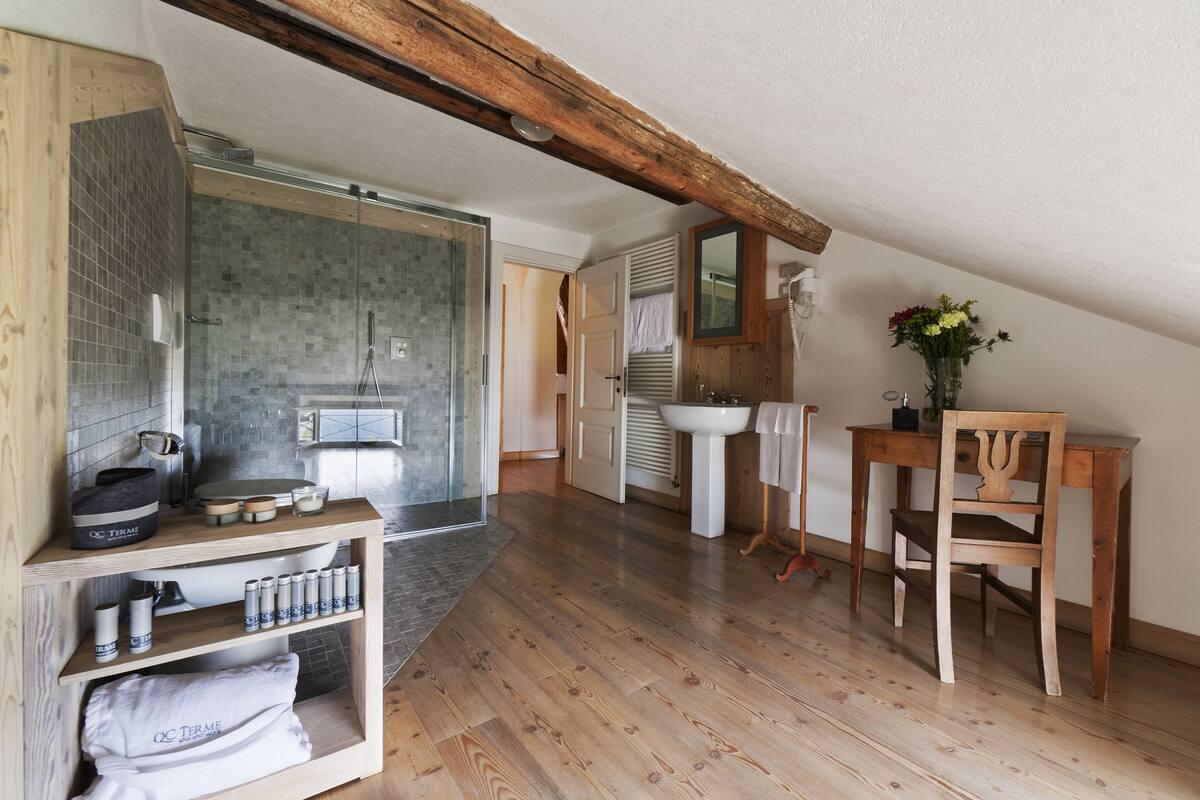 free toiletries, hair dryer, bathrobes, slippers