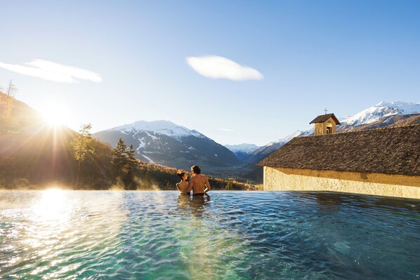 5 indoor pools, outdoor pool - QC Hotel Bagni Vecchi (Valdidentro)
