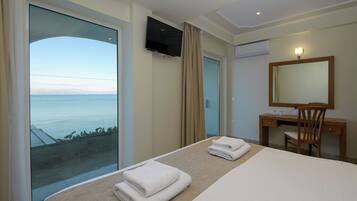 Standard Double or Twin Room, Sea View | In-room safe, free WiFi, bed sheets