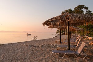 Una playa cerca