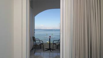 Standard Double or Twin Room, Sea View | In-room safe, free WiFi, bed sheets