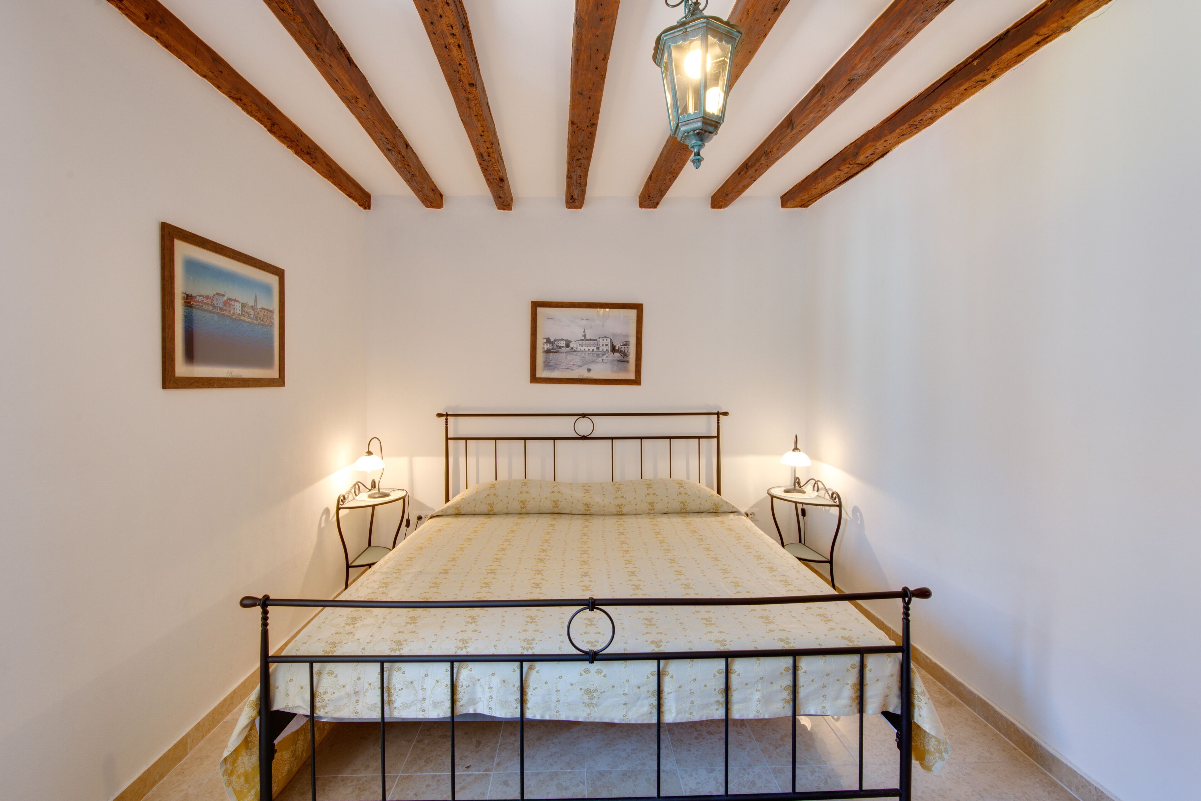 Ropa de cama de alta calidad y colchones con pillow-top 