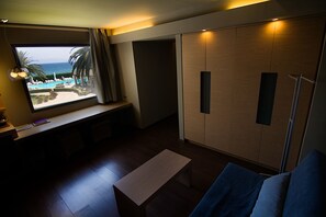 Executive Room, Sea View | Living area | 32-inch LCD TV with satellite channels, TV - Elysion Hotel (Lesvos)