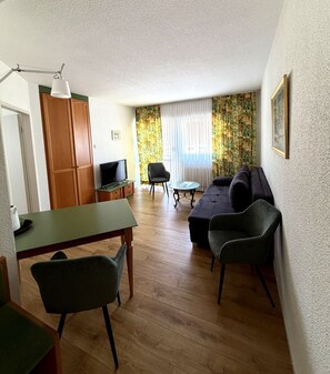 Suite | In-room safe, desk, laptop workspace, soundproofing - Klusenhof (Lippstadt)