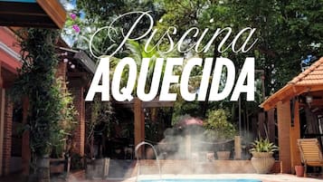 2 piscinas externas, espreguiçadeiras