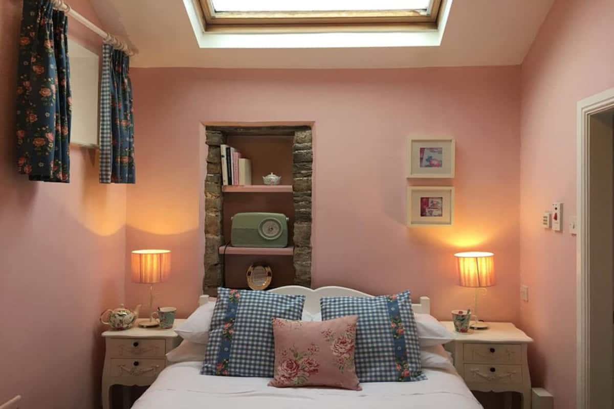 Small Double Room | Premium bedding, in-room safe, desk, blackout drapes