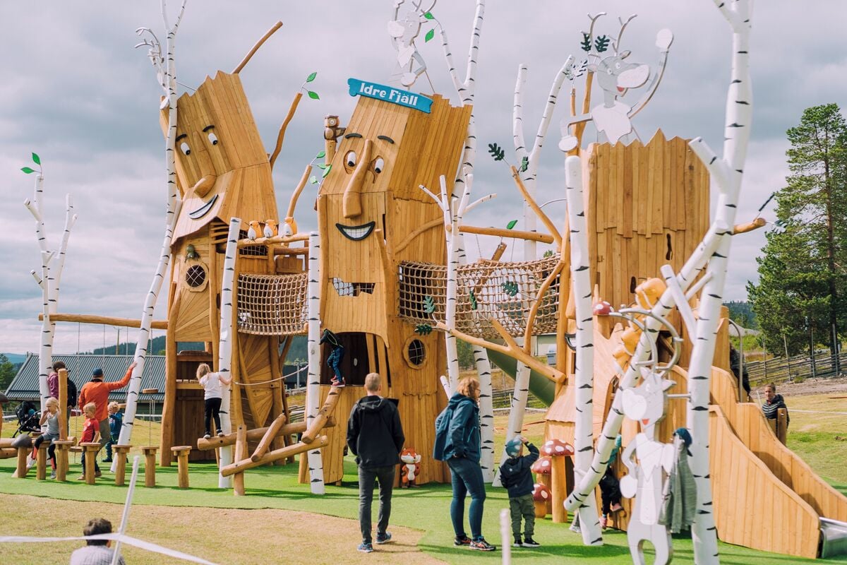 children’s play area – outdoor