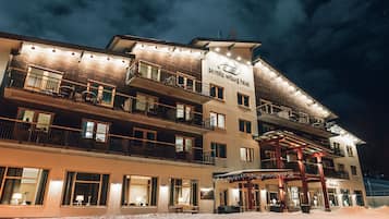 Front of property – evening/night