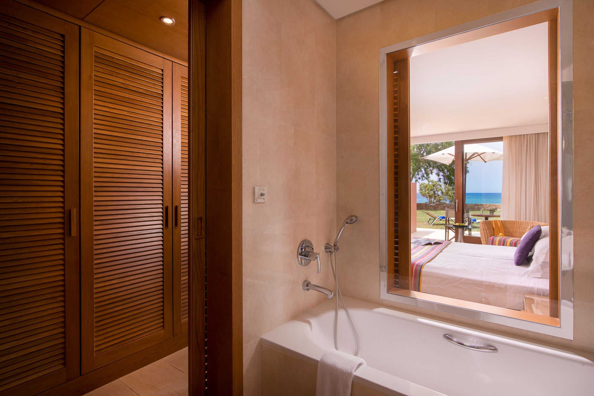 superior bungalow, sea view | bathroom | towels
