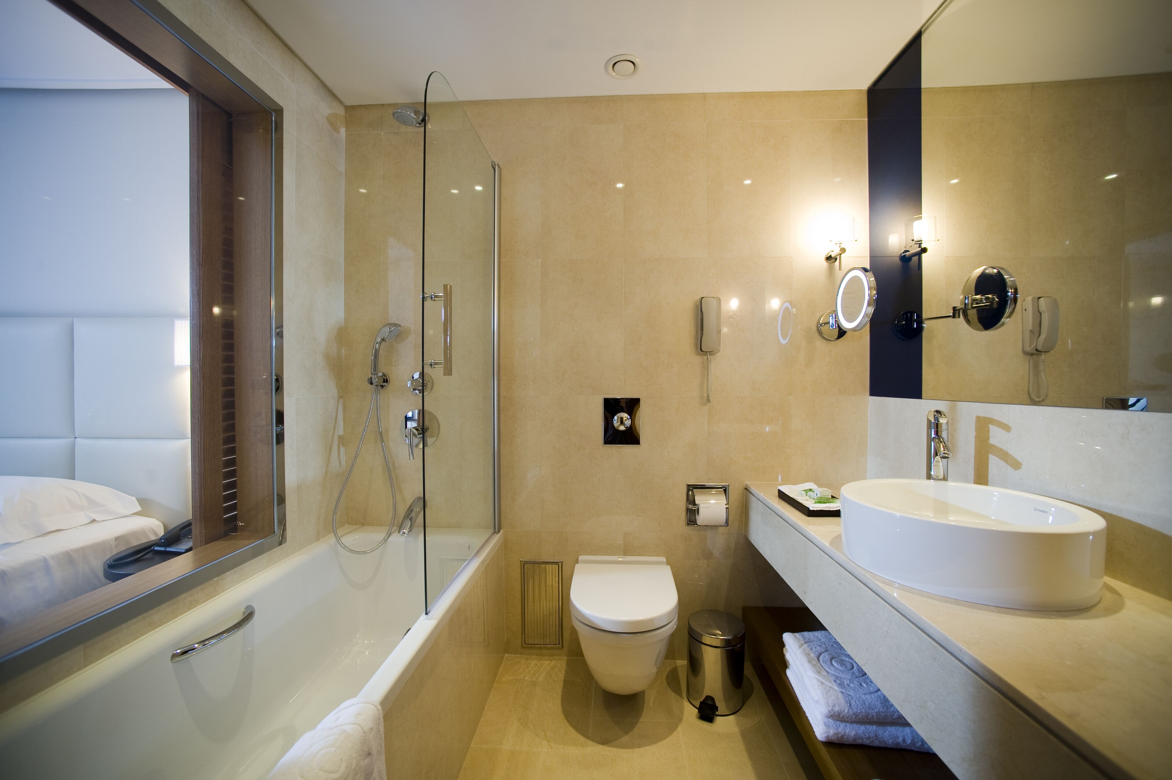 superior room, sea view | bathroom | towels