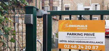 Self parking (EUR 10 per night)