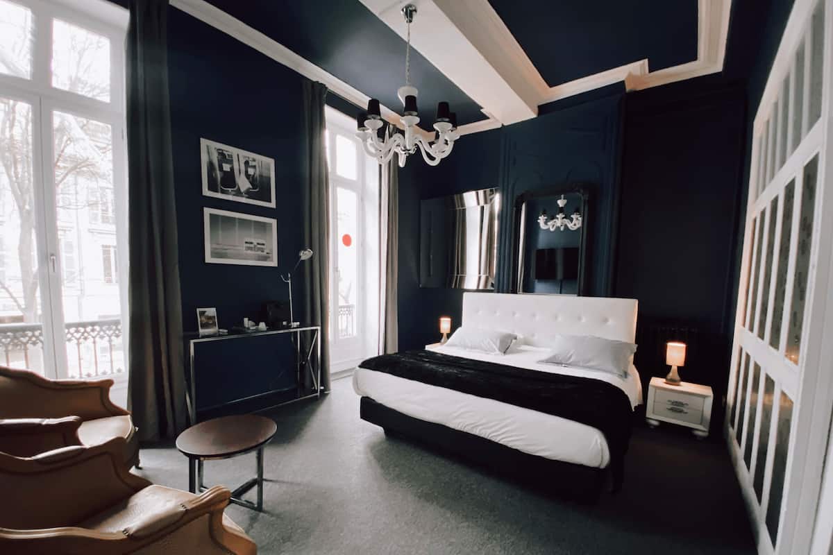 Exclusive-dobbeltværelse | Individuelt design, individuel indretning, skrivebord