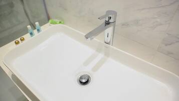 Free toiletries, hair dryer, bidet, towels